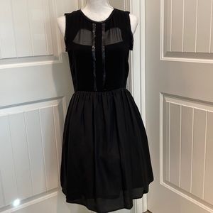 Jessica Simpson Black Sleeveless A-Lined Dress Size 6